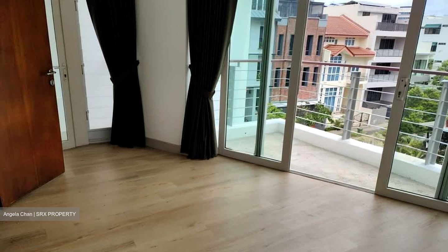 Cambridge Road (D8), Terrace #575842871